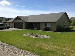 20 E Parkway St, Omak, WA 98841