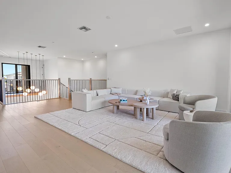 20135 Casa De Campo Ln — Photo 35