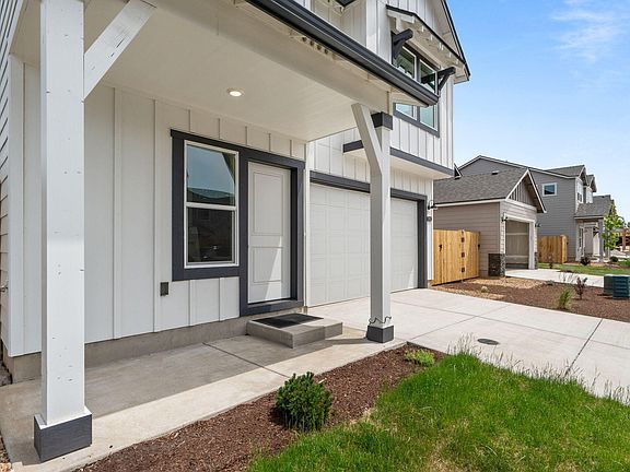 3rd image of 61652 SE Evie Dr Lot 20