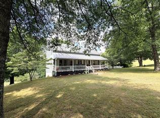 72 Fox Glen Rd, Fancy Gap, VA 24328