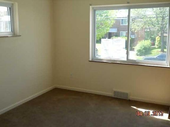 2nd image of 2512 Flanigan Ct APT 4