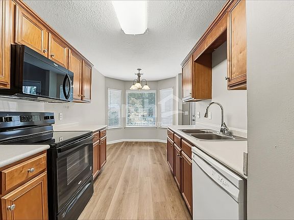 4th image of 509 Dresler Rd