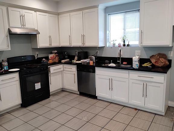 2nd image of 3961 3/4 Halldale Ave