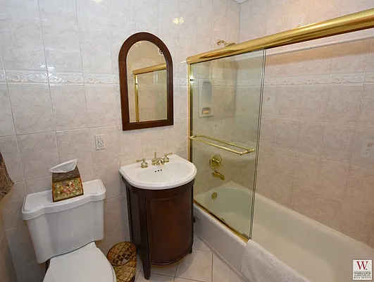 Sold by Wohlfarth & Associates Inc | media 30