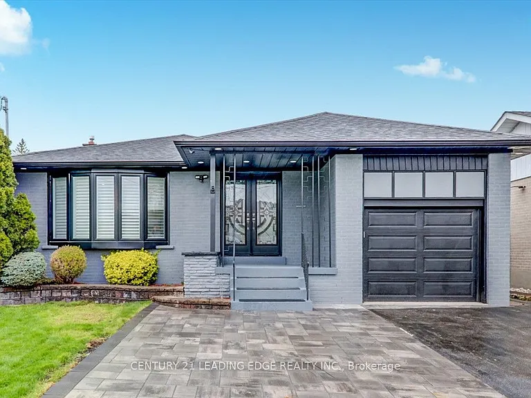 2B Horizon Cres — Photo 1
