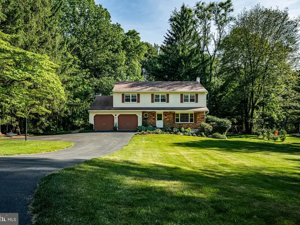 133 Ridgewood Cir, Downingtown, PA 19335