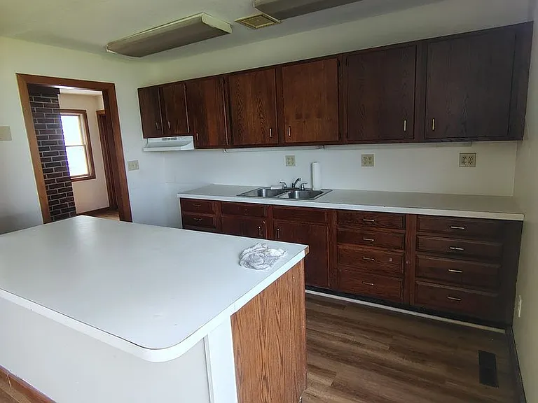 1175 Mount Vernon Rd — Photo 11