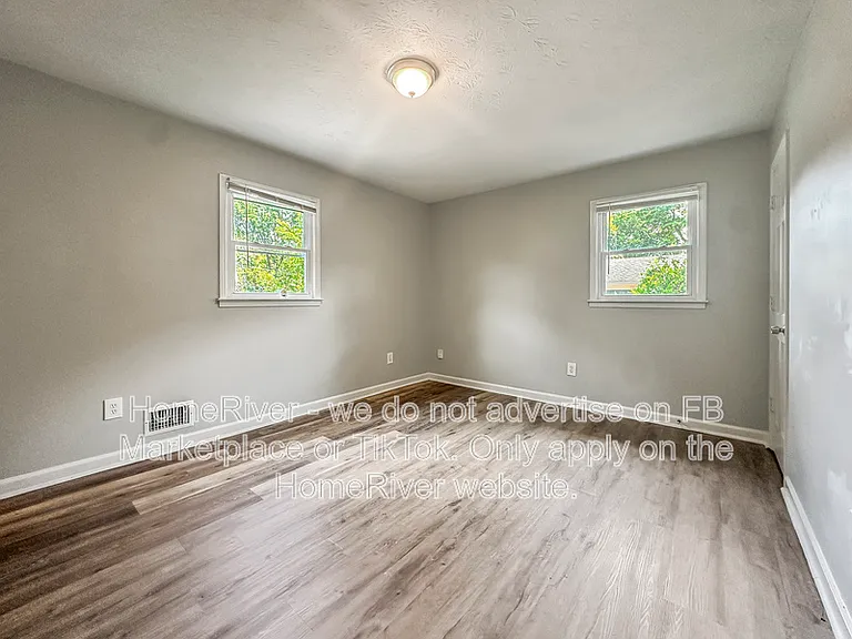 4231 Marsh Rd — Photo 12