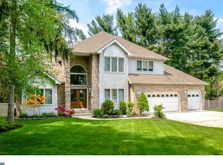 1132 Davis Rd, Barrington, NJ 08007