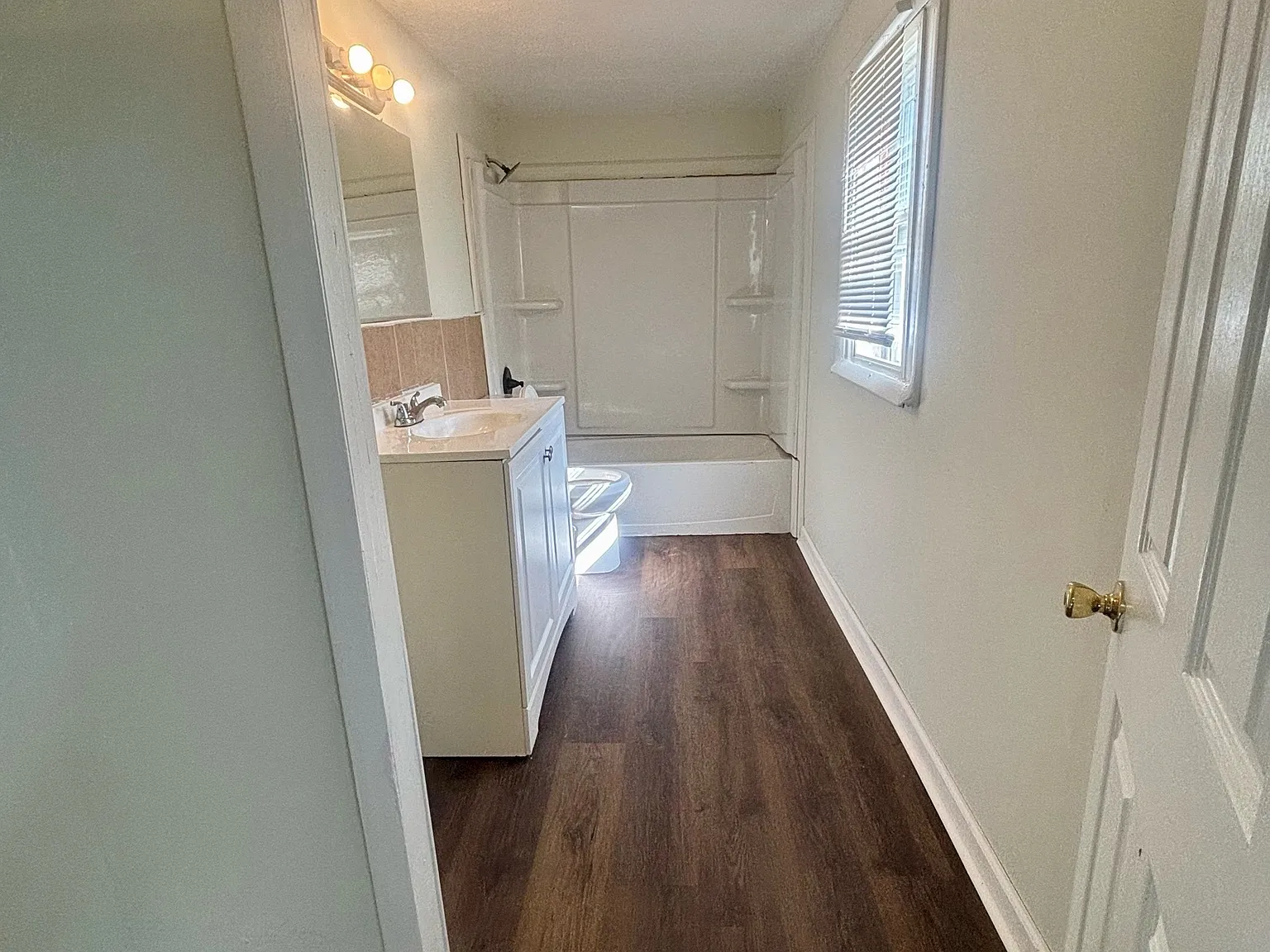 3633 Kahlert Avenue - 1 — Photo 4