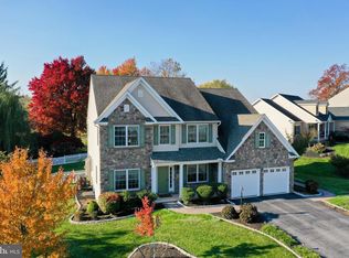 634 Crosslyn Dr, York, PA 17404