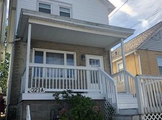 321 Emerson St #A, Vandergrift, PA 15690