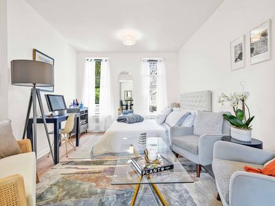 7 2nd Ave APT 2B, New York, NY, 10003