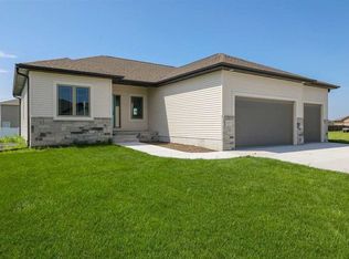 714 E Bluff Ave, Norfolk, NE 68701