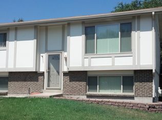 6933 W Hinsdale Dr, Littleton, CO 80128