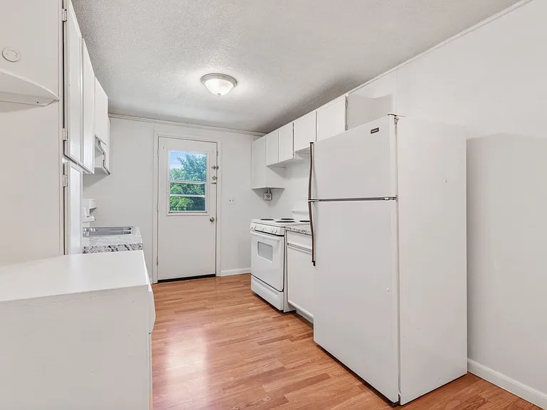 718 S Orchard Dr — Photo 13