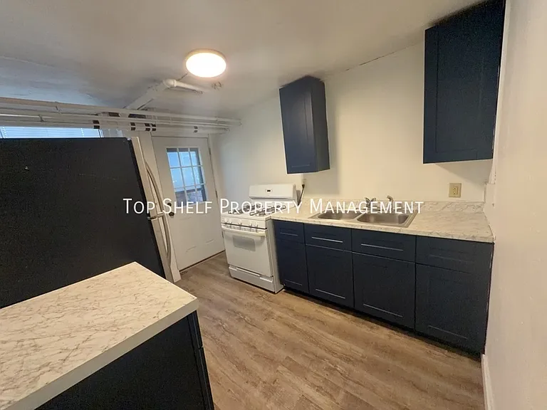 2419 Cottage Grove Ave #7 — Photo 3