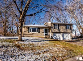 1500 Parklane Dr, Bettendorf, IA 52722