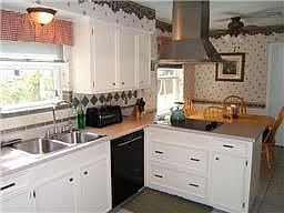 5th image of 1719 Antigua Ln