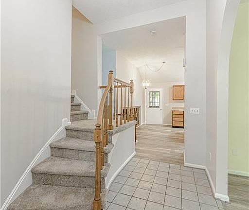 2nd image of 7131 Fairacres Ave