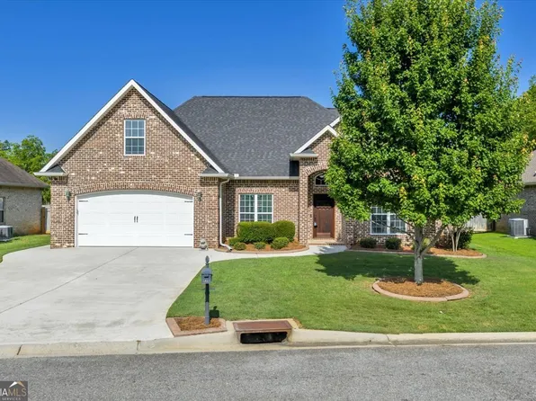 304 Norfolk Cir, Warner Robins, GA 31088