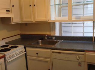 367 Middle St APT 3, Portsmouth, VA 23704