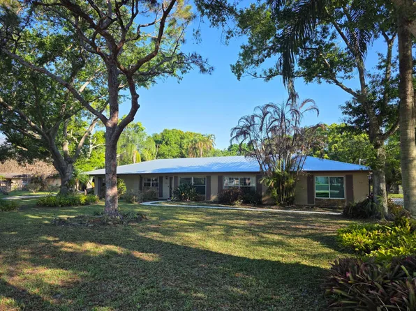 5742 Briargate Lane, Fort Pierce, FL 34981