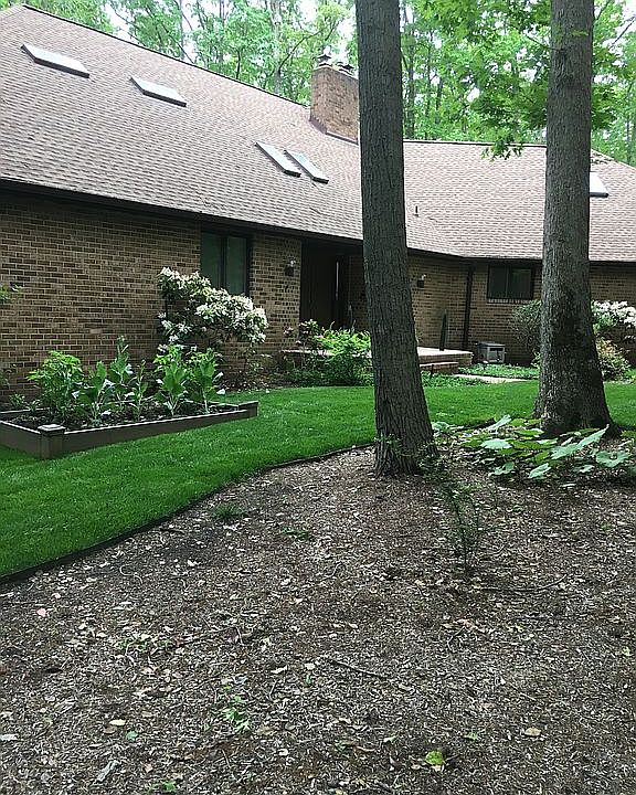 2nd image of 619 Woodsmans Way