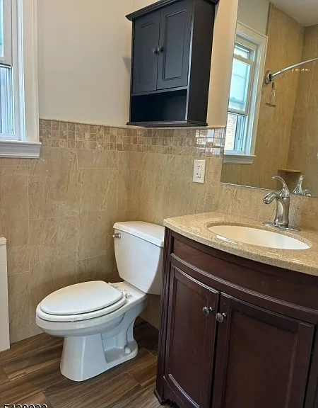 36 Walnut St — Photo 8