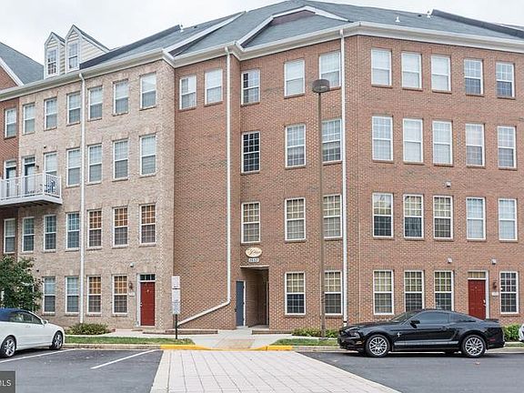 2nd image of 2653 Park Tower Dr Unit 5/303