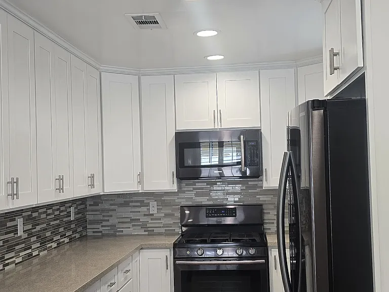 9664 Rincon Ave — Photo 3