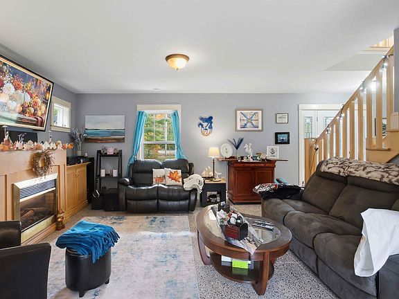5th image of 271 Hall Rd S