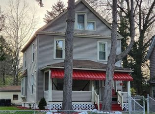 716 Carlysle St, Akron, OH 44310