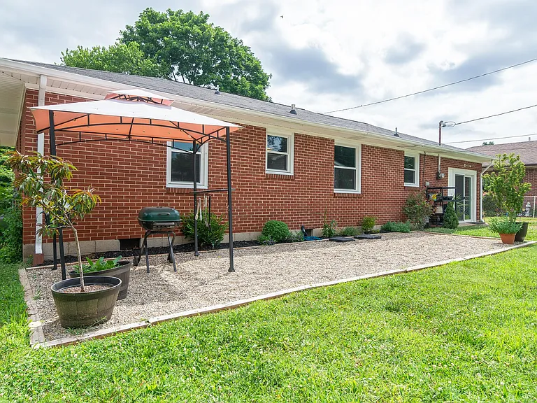 533 American Rd — Photo 30