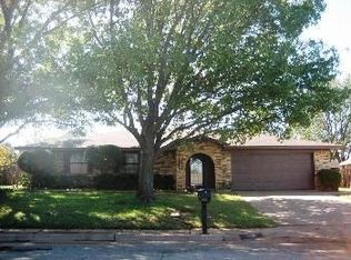 5120 Edgecliff Dr, Wichita Falls, TX 76302