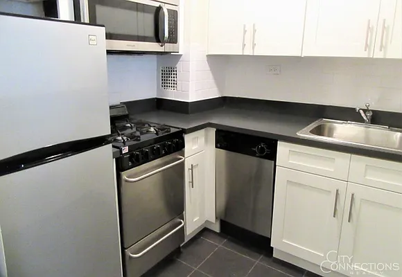 Rented by City Connections Realty | media 21