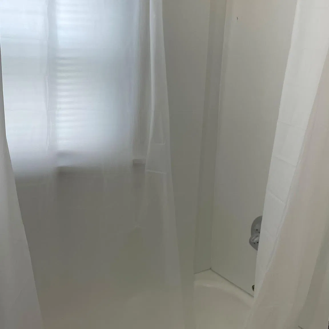 825 Hudson Avenue — Photo 2
