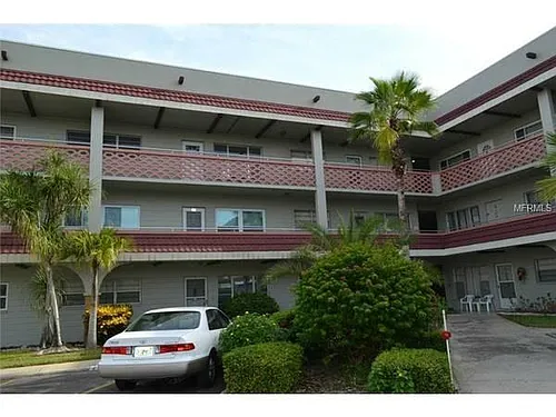 2073 Denmark St Photo 1
