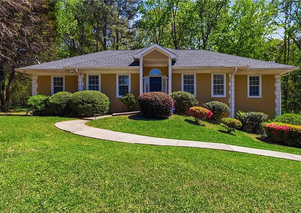 1st image of 720 Garr Cir SW
