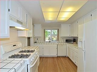 1st image of 3007 Silverland Dr