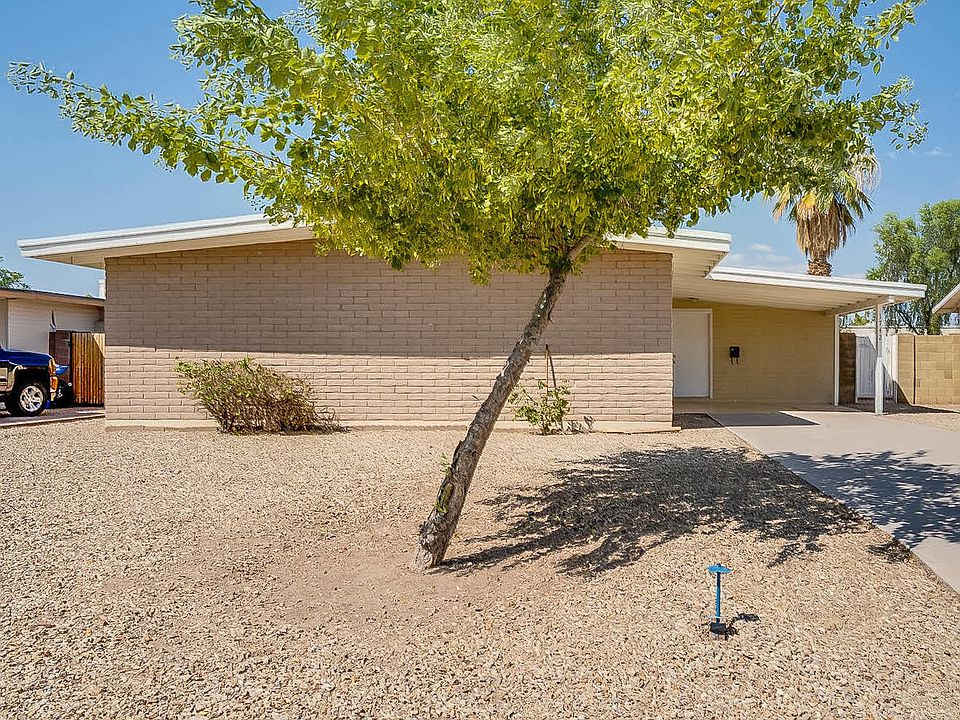 1st image of 1742 E Campus Dr