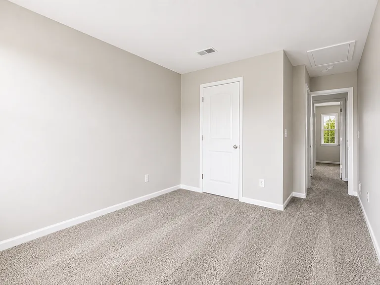 46 Lillie Ln — Photo 16