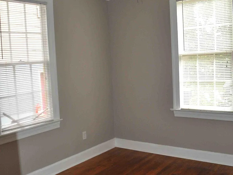 908 Hamilton Ct — Photo 7