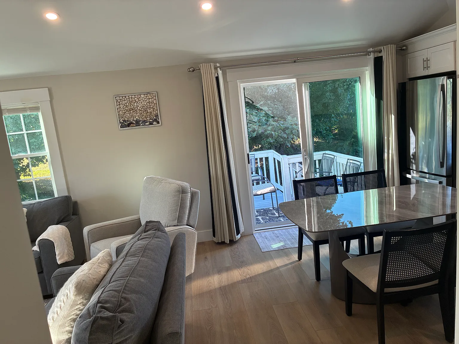 2 bed, 854 sqft, $3,800 — Photo 4