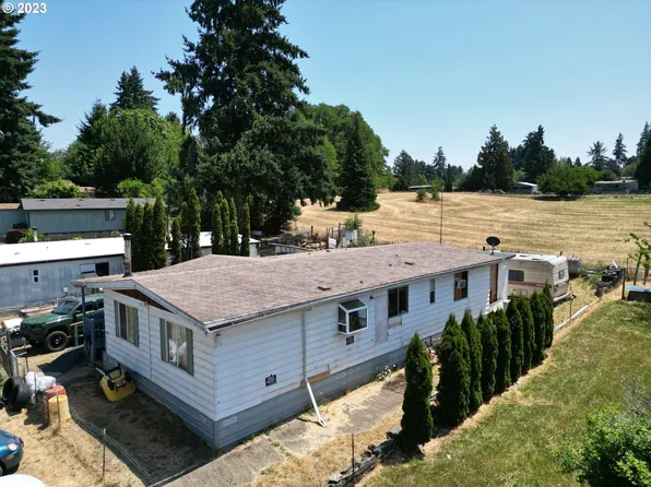 634 Main St, Yoncalla, OR 97499