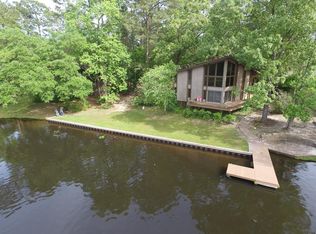 104 Peninsula Dr, Carriere, MS 39426