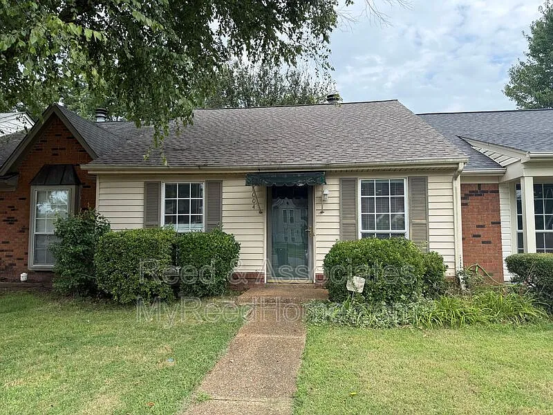 7004 Wesley Ct