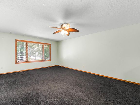 5th image of 412 N Needles Dr