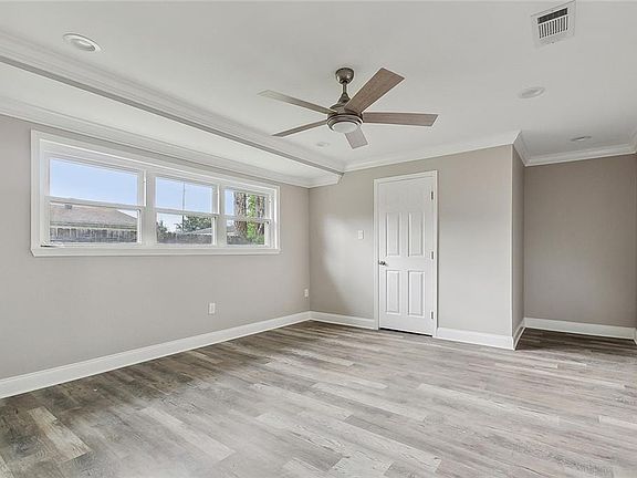 5th image of 4691 Galahad Dr