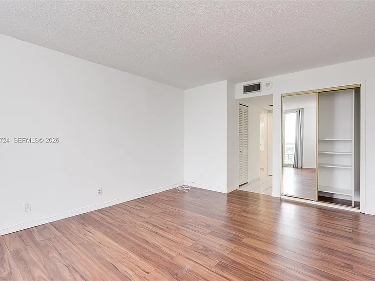 100 Bayview Dr #1102 — Photo 27